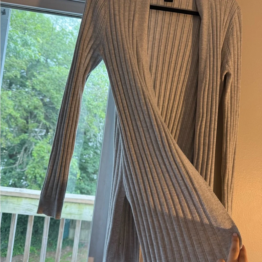 Light Gray Ribbed Cardigan - Picture 2 of 6